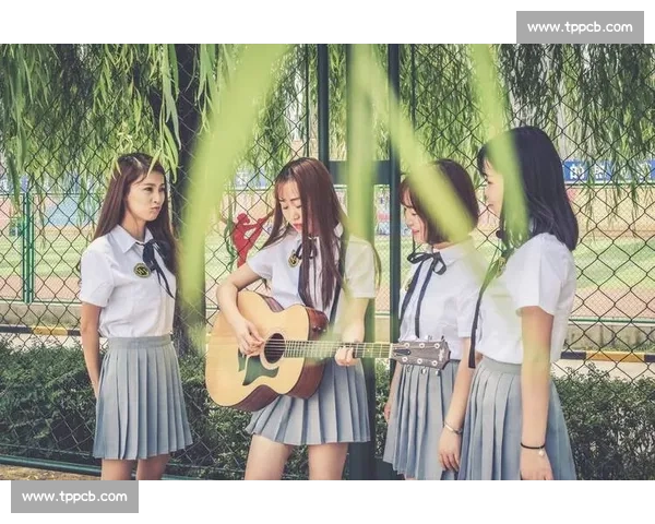 LPL解说们的“情感爆发”：那些让人热血沸腾的瞬间